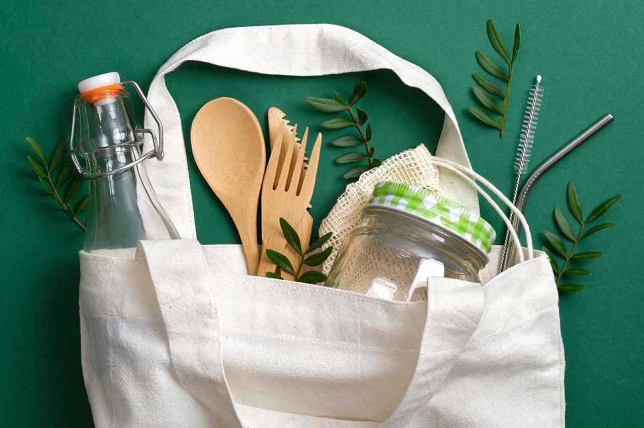 18 Ways to Live With Less Plastic